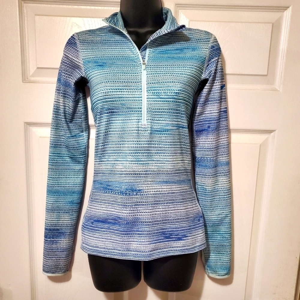 Nike Dri-fit pullover, Size XS